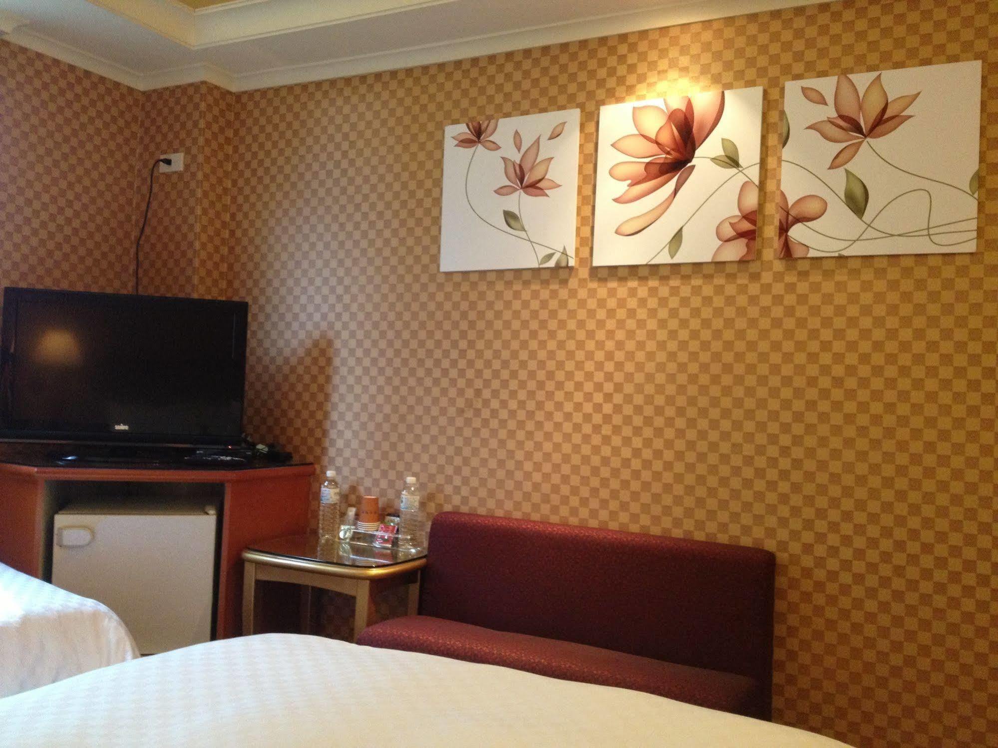 Good Life Hotel - Chunlai Taipei Bagian luar foto