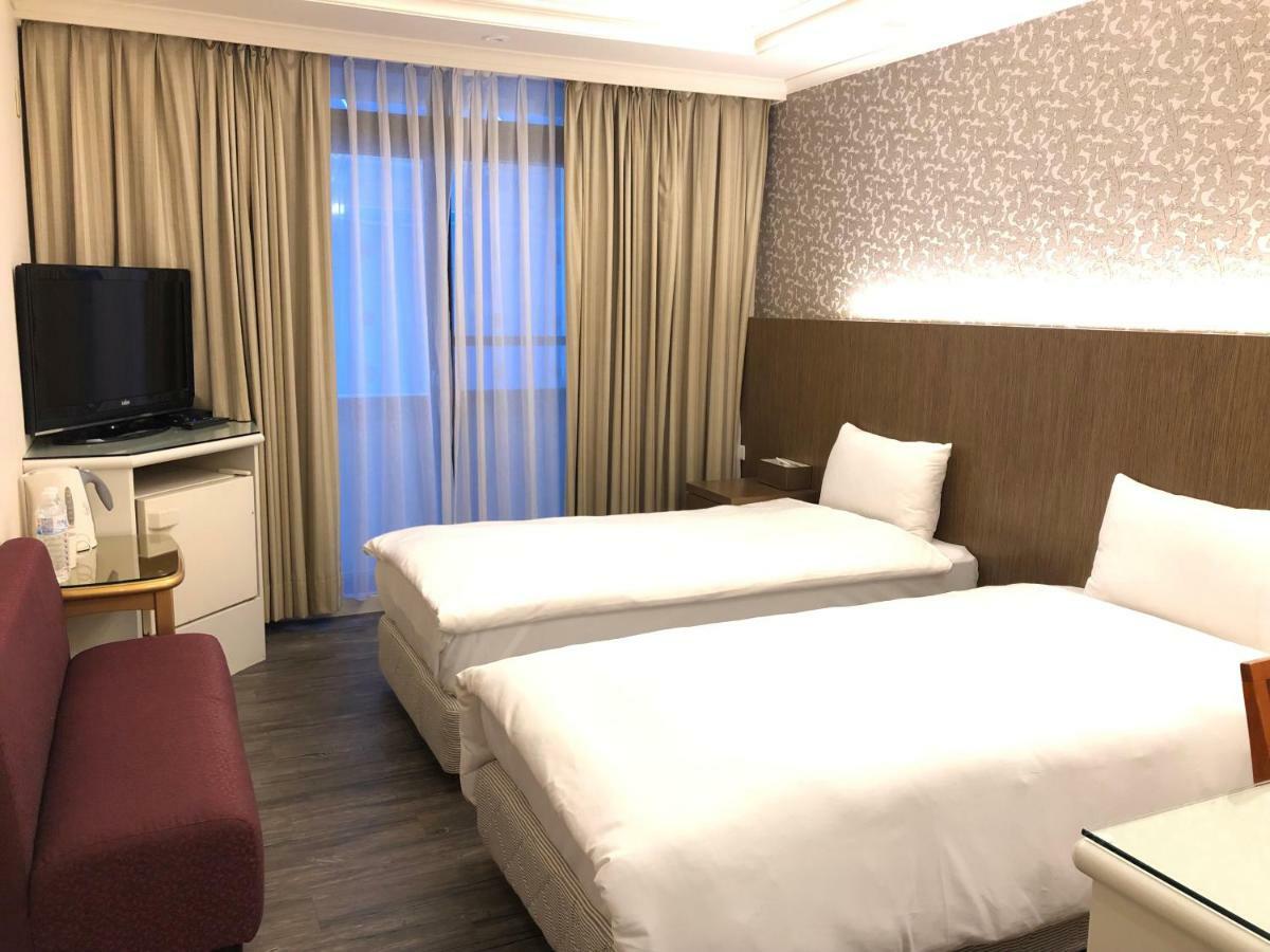 Good Life Hotel - Chunlai Taipei Bagian luar foto